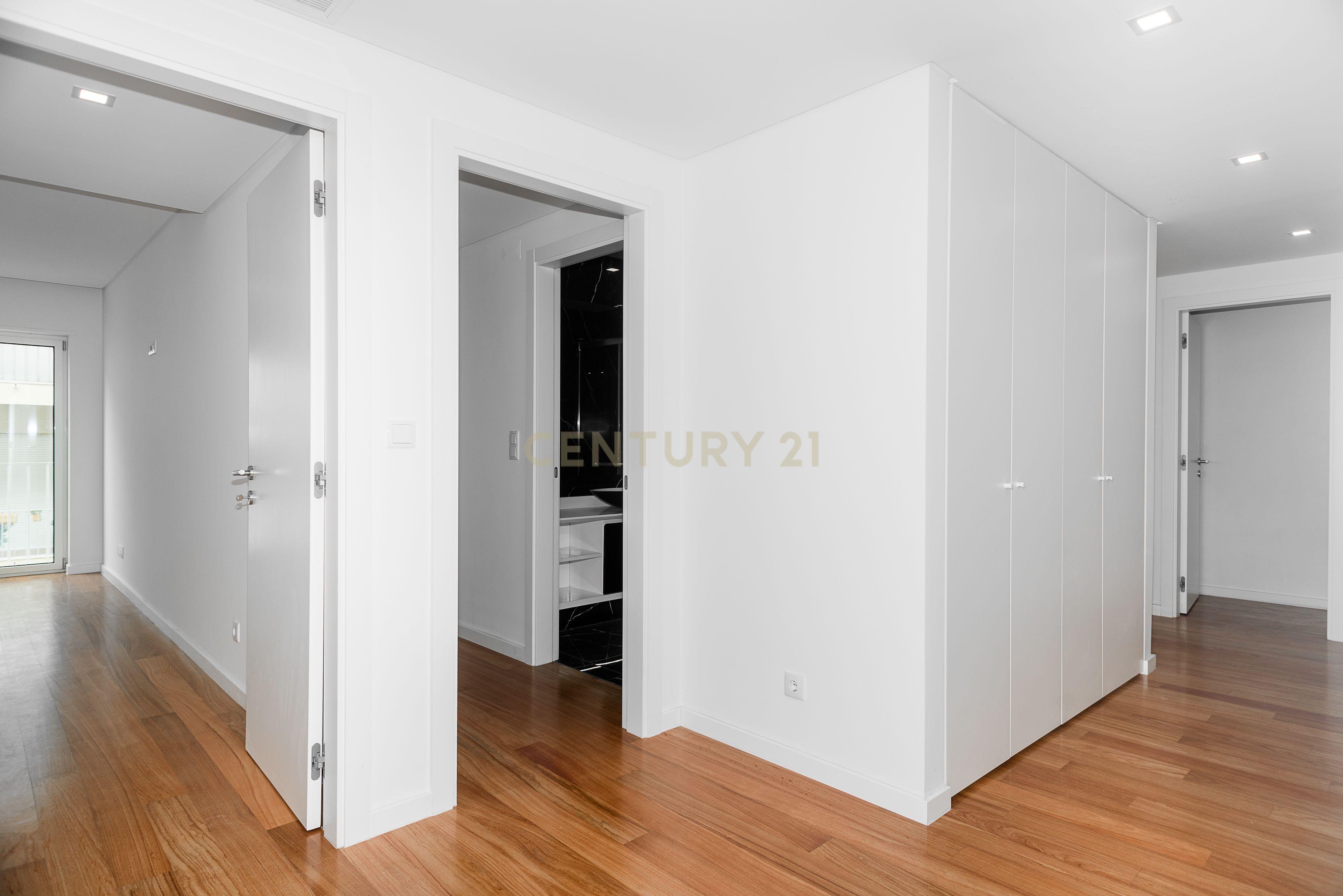 Apartamento T3 a estrear - Centro de Lisboa - Image 22